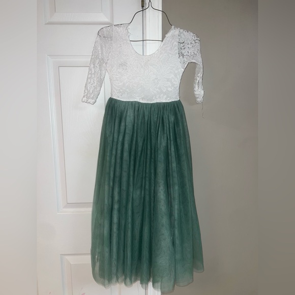 Flower girl - Picture 2 of 3